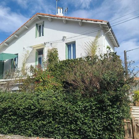 Le Teil Appartement Duplexe De 1 A 4 Chambres Privees Dans Maison מראה חיצוני תמונה