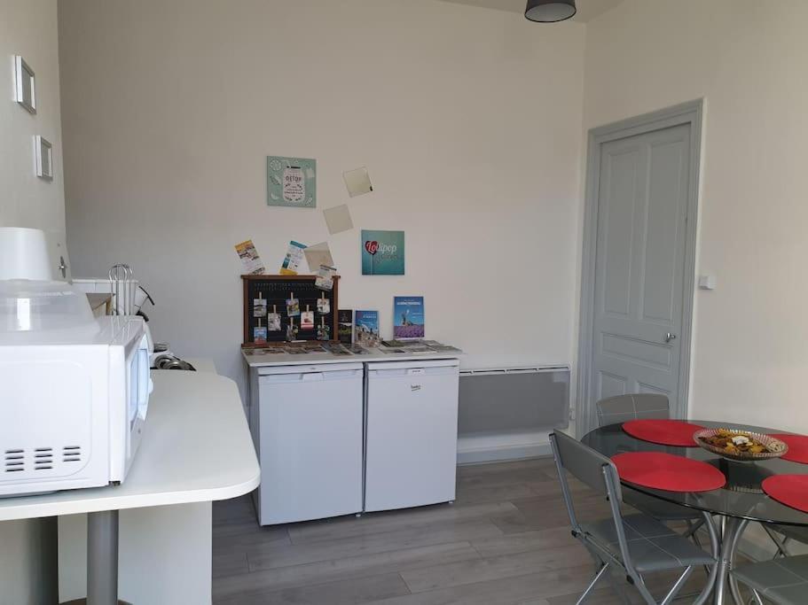 Le Teil Appartement Duplexe De 1 A 4 Chambres Privees Dans Maison מראה חיצוני תמונה